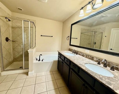 2617 Jackson Drive - Photo Thumbnail 9