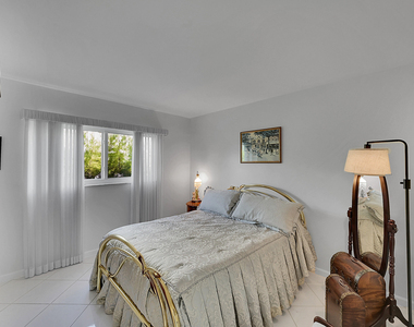 1702 S Ocean Boulevard - Photo Thumbnail 17