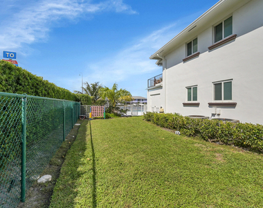 1702 S Ocean Boulevard - Photo Thumbnail 46