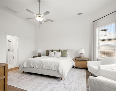 1429 Ross Avenue - Photo Thumbnail 14
