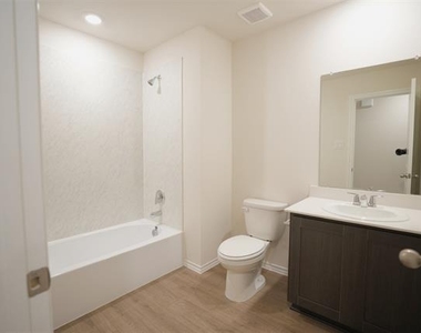 7005 Cottonseed Drive - Photo Thumbnail 5