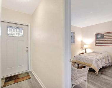 2650 W Golf Boulevard - Photo Thumbnail 2