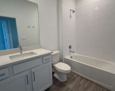 7528 Sw Hosford Street - Photo Thumbnail 16