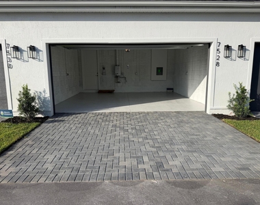 7528 Sw Hosford Street - Photo Thumbnail 20