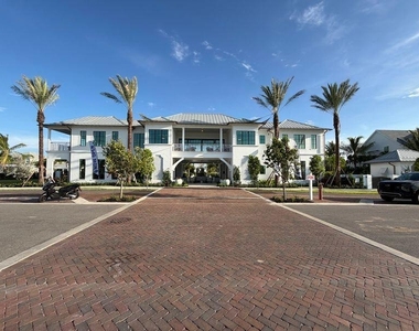 7528 Sw Hosford Street - Photo Thumbnail 23