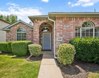 11309 Ocean Road - Photo Thumbnail 1