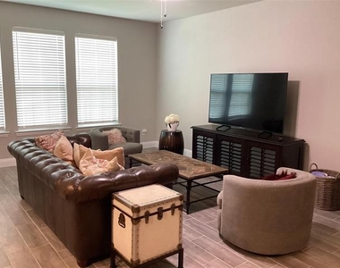 5984 Bursey Road - Photo Thumbnail 5
