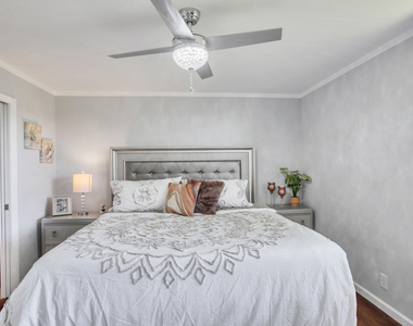955 Egret Circle - Photo Thumbnail 25