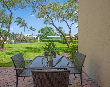 955 Egret Circle - Photo Thumbnail 23