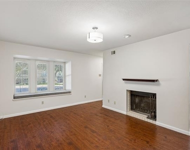 7518 Woodthrush Drive - Photo Thumbnail 1