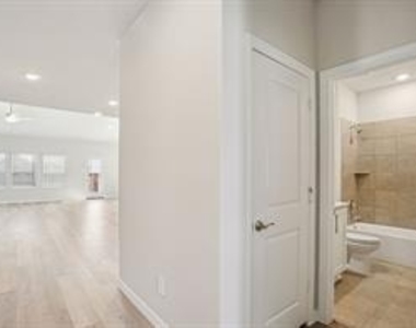 6205 Timberhurst Drive - Photo Thumbnail 26