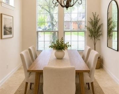 3038 Reynolds Lane - Photo Thumbnail 8