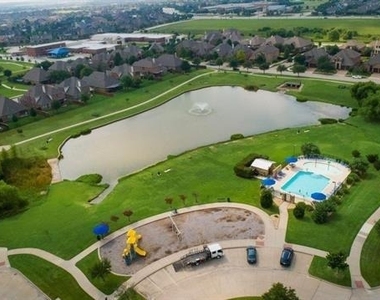 3038 Reynolds Lane - Photo Thumbnail 35