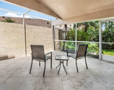 2201 Heather Run Terrace - Photo Thumbnail 16