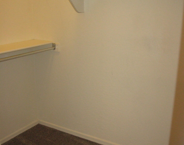 12616 W Blackstone Lane - Photo Thumbnail 9