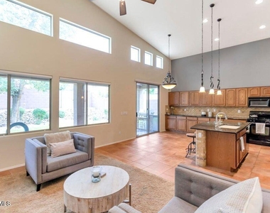 2244 W Spur Drive - Photo Thumbnail 3