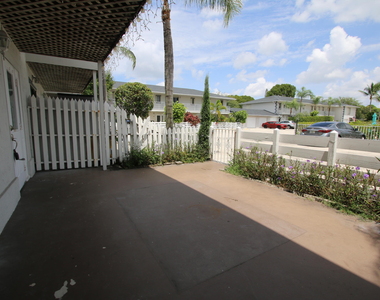 324 W Pine Street - Photo Thumbnail 7