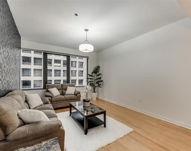 1200 Main Street - Photo Thumbnail 5