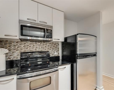 1200 Main Street - Photo Thumbnail 8