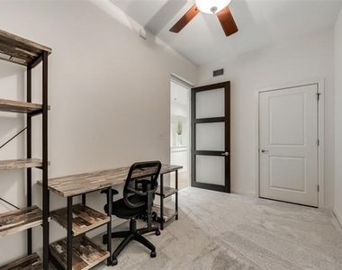 1200 Main Street - Photo Thumbnail 20