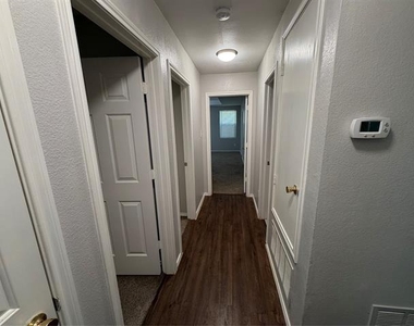 12842 Cowper Drive - Photo Thumbnail 4