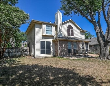2100 Newport Drive - Photo Thumbnail 37