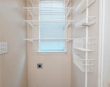 2100 Newport Drive - Photo Thumbnail 17