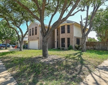 2100 Newport Drive - Photo Thumbnail 2