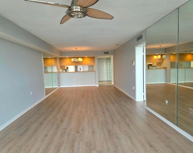2421 Village Boulevard - Photo Thumbnail 7