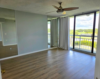 2421 Village Boulevard - Photo Thumbnail 14