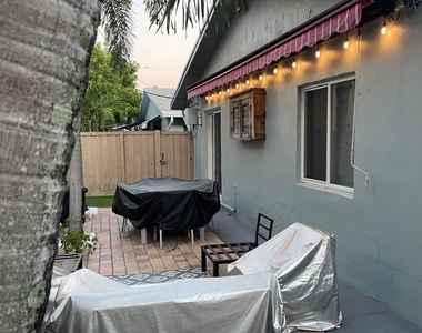 1400 Ne 18th Street - Photo Thumbnail 11