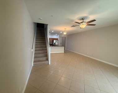 9519 Sw Merlin Court - Photo Thumbnail 9