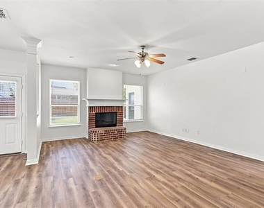 3403 Oakleigh Lane - Photo Thumbnail 11
