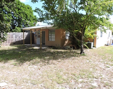 9046 Se Parkway Drive - Photo Thumbnail 14