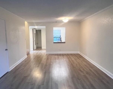1710 Nw 4th Avenue Nw - Photo Thumbnail 3