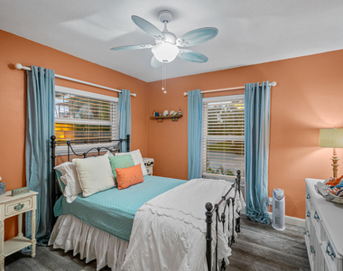 844 East Drive - Photo Thumbnail 29