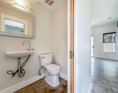 417 S Beacon Street - Photo Thumbnail 2