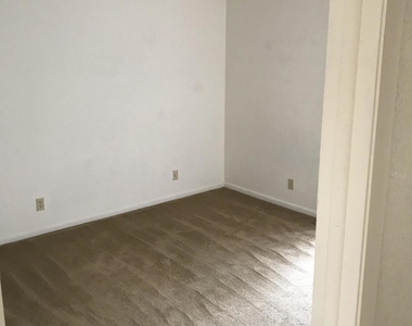 7785 W Stanway Place W - Photo Thumbnail 20