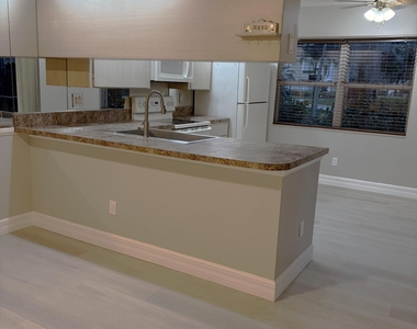 5404 Wheatley Court - Photo Thumbnail 5