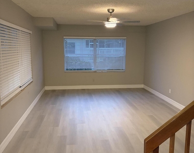 5404 Wheatley Court - Photo Thumbnail 3