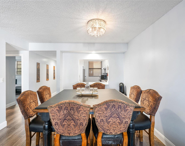 8437 Forest Hills Drive - Photo Thumbnail 5
