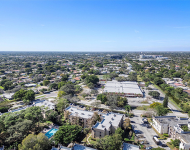 8437 Forest Hills Drive - Photo Thumbnail 33