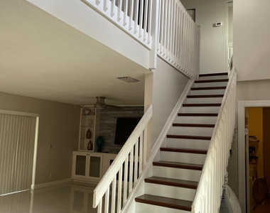5941 Strawberry Lakes Circle - Photo Thumbnail 11