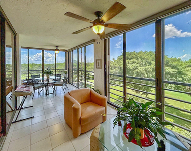 7568 Regency Lake Drive - Photo Thumbnail 15