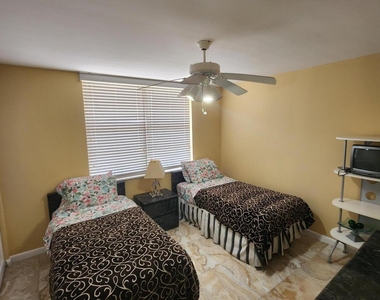 14671 E Bonaire Boulevard - Photo Thumbnail 8