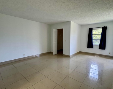 7770 Nw 50th Street - Photo Thumbnail 8