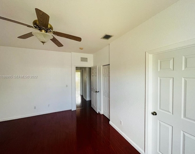 903 N Santa Catalina Circle - Photo Thumbnail 14