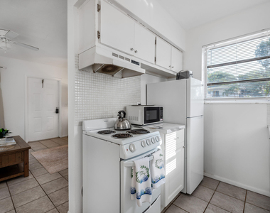 1826 Sherman Street - Photo Thumbnail 14