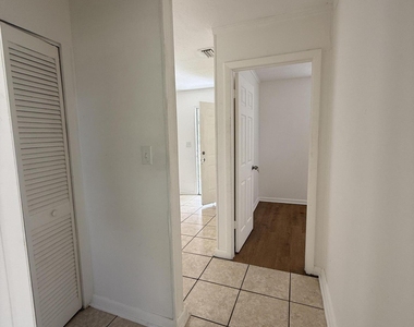 865 W 3rd Street - Photo Thumbnail 6