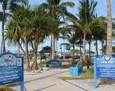 2319 Tamarind Drive - Photo Thumbnail 15
